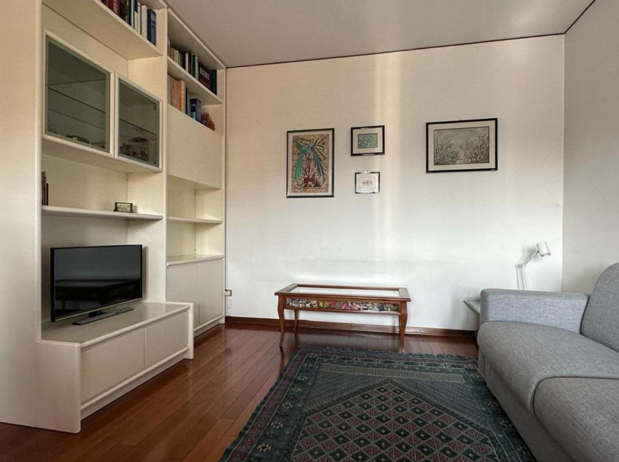 Blue Rosa Flat Lägenhet Padua Exteriör bild